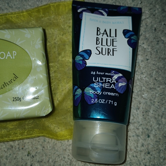 ๐ผ ๐ Italian Olive Oil Soap and Bali Blue Surf Body Cream ๐ - Picture 3 of 3
